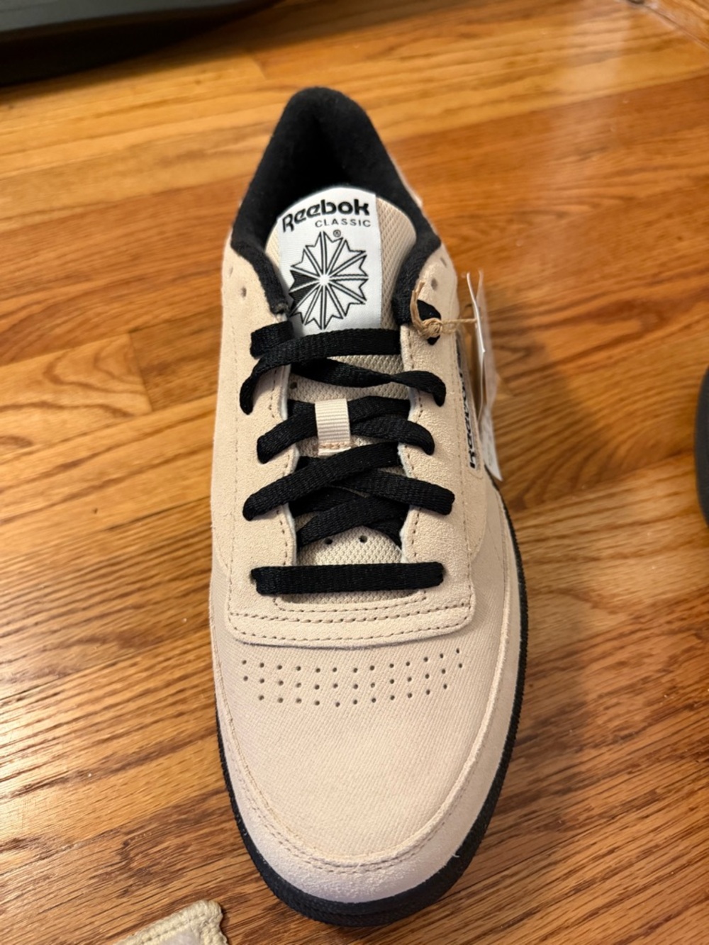 Reebok Beige and Black Low-Top Sneakers - Picture 5 of 5
